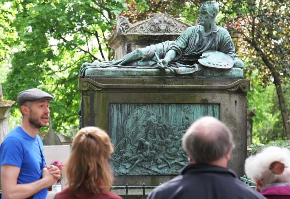 Paris: Famous Graves of Pere Lachaise Cemetery Guided Tour - Key things to know before you go