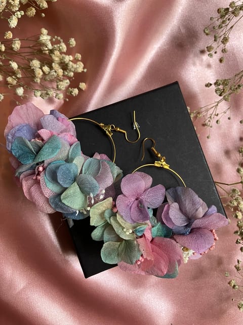 Paris: Floral Earrings workshop - The Materials: Beads, Sparkle, and Naturals Like Feathers and Shells