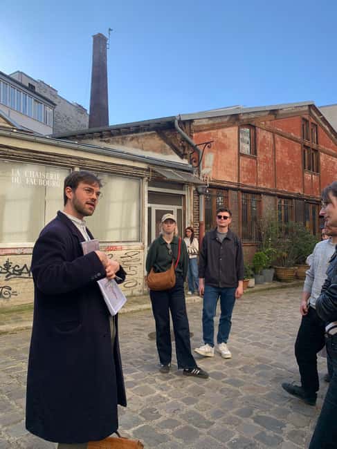 Paris: French Revolution Tour Relive the 14th July 1789 - The viewpoint stop and why the tour uses photos and perspective