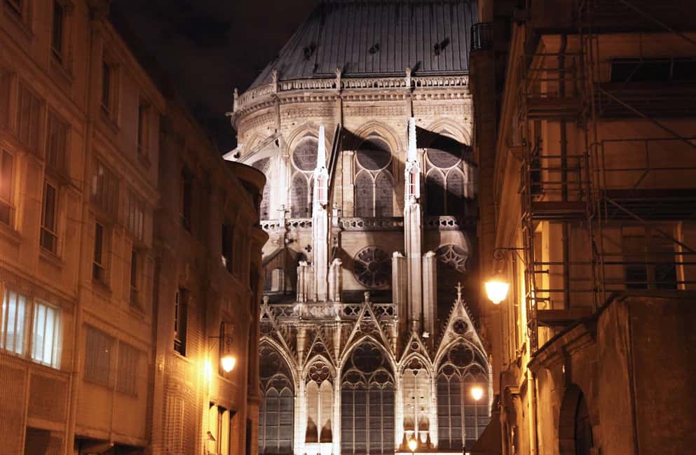 Paris: Ghosts, Legends & Mysteries Evening Walking Tour - Key reasons this tour scores so high