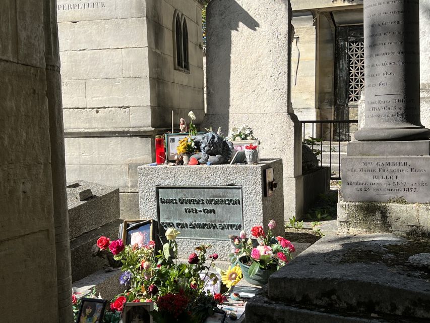 Paris: Haunted Père Lachaise Cemetery Guided Tour - The celebrity graves you actually want to find