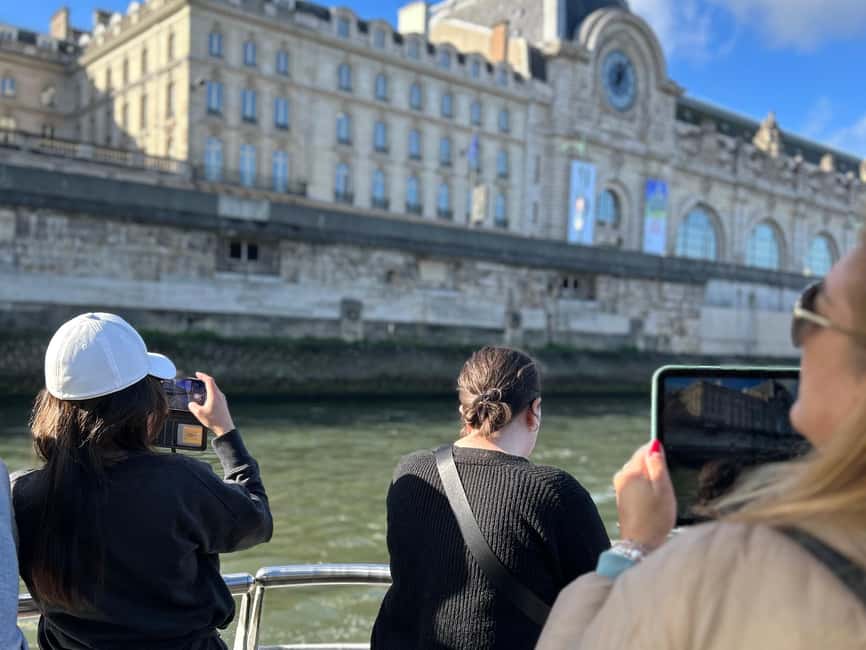 Paris: Hop-On Hop-Off Seine Cruise Pass with 9 Stops - Timing, Direction, and How Often the Boat Comes