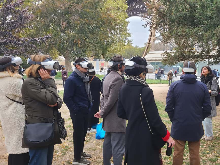 Paris : Immersive Eiffel Tower tour with virtual reality - Who this tour suits best (and who should skip it)
