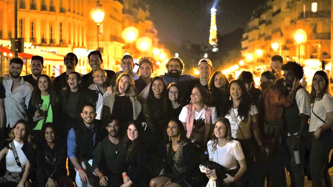 Paris: Latin Quarter Guided Pub Crawl to Bars and Clubs - Key things that make this pub crawl worth your time