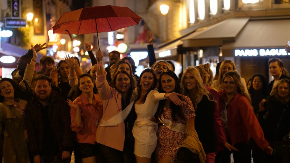 Paris: Latin Quarter Guided Pub Crawl to Bars and Clubs - Meeting at RoadHouse Bar: where the night actually starts