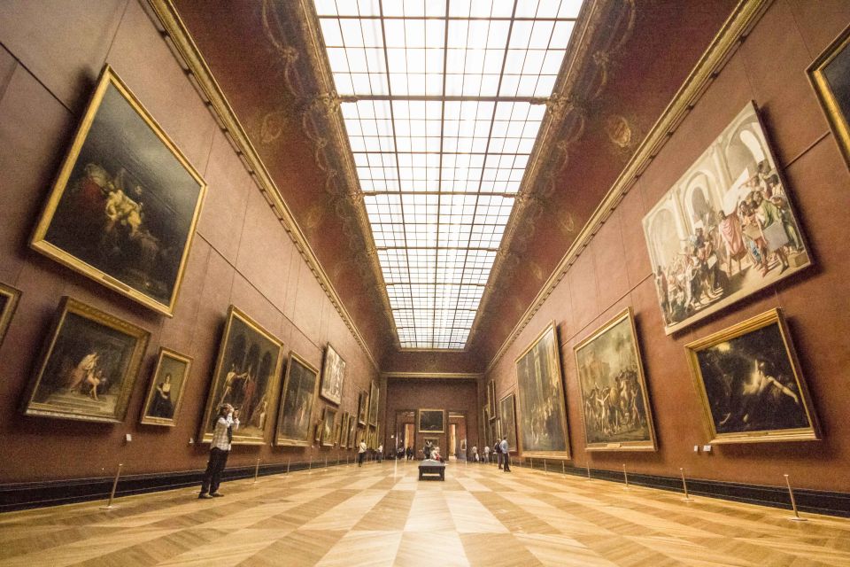 Paris Louvre: 2-Hour Private Tour for Groups or Families - How the guide keeps kids engaged without dumbing it down