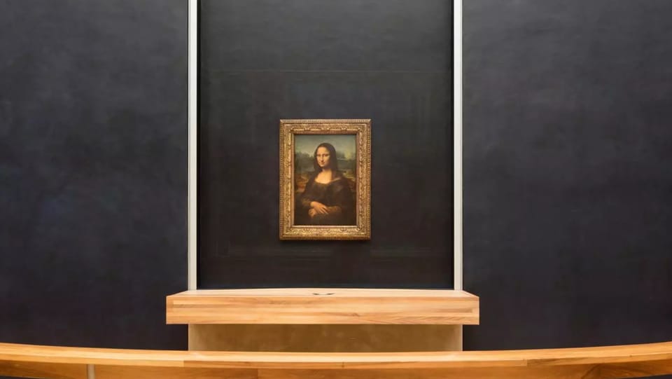 Paris: Louvre Masterpieces Private Tour with Reserved Entry - Key things you’ll notice right away