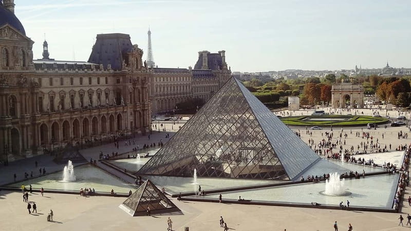 Paris: Louvre Museum Entry Ticket and Garden Walking Tour - Why the Tuileries Garden set-up works so well