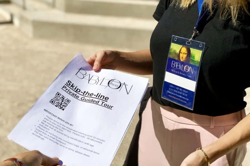 Paris: Louvre Must-See Tour with Reserved Entry Ticket - Meeting point reality: starting near Rue de Rivoli and getting oriented