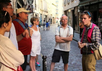 Paris: Marais without crowds. Guided Tour in a small group - Meeting by Saint-Paul and starting right on time