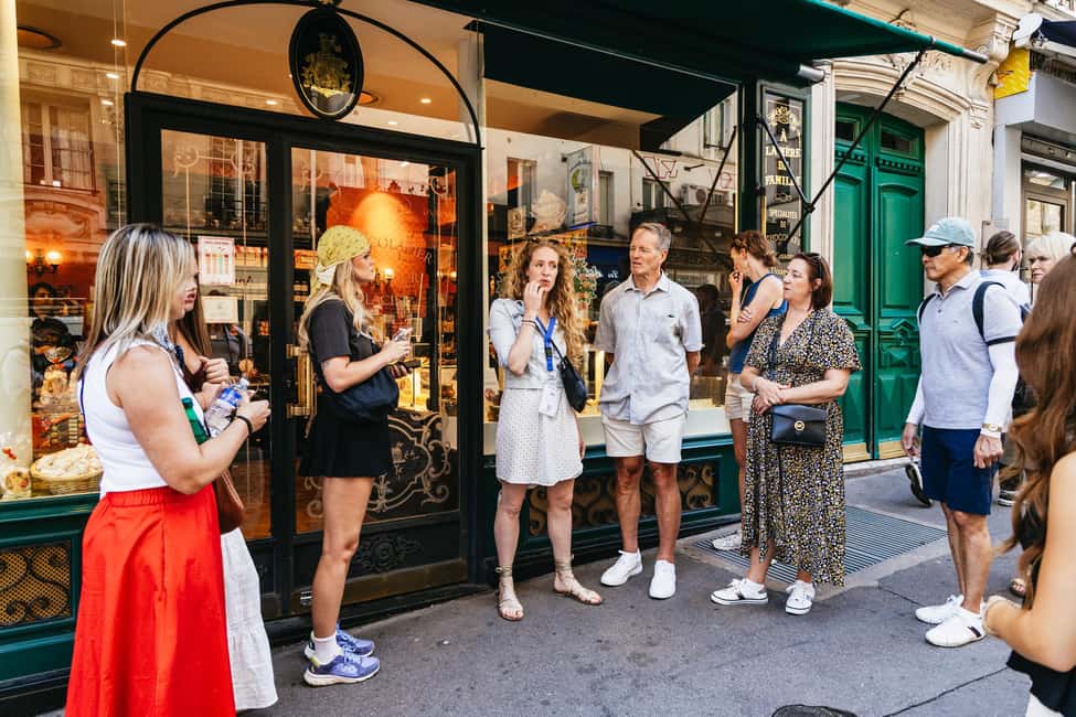 Paris: Montmartre Cheese, Wine & Pastry Guided Walking Tour - Chocolate and wine at the right moment: the sit-down break that helps