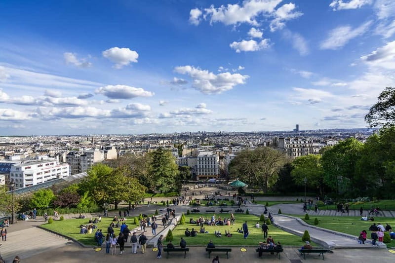Paris: Montmartre Highlights Walking Tour with a Local Guide - Quick hits to know before you walk Montmartre