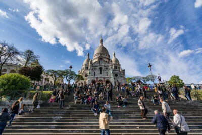 Paris: Montmartre Highlights Walking Tour with a Local Guide - The Wall of Love: what to notice beyond the Instagram shot
