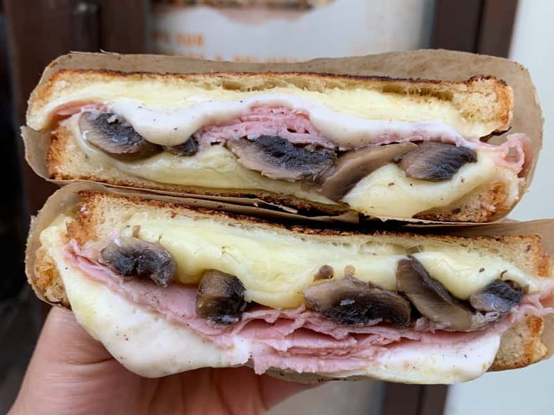 Paris: Montmartre/Pigalle Foodie Tour with Tastings - What you actually eat: savory hits, sweet stops, and season changes
