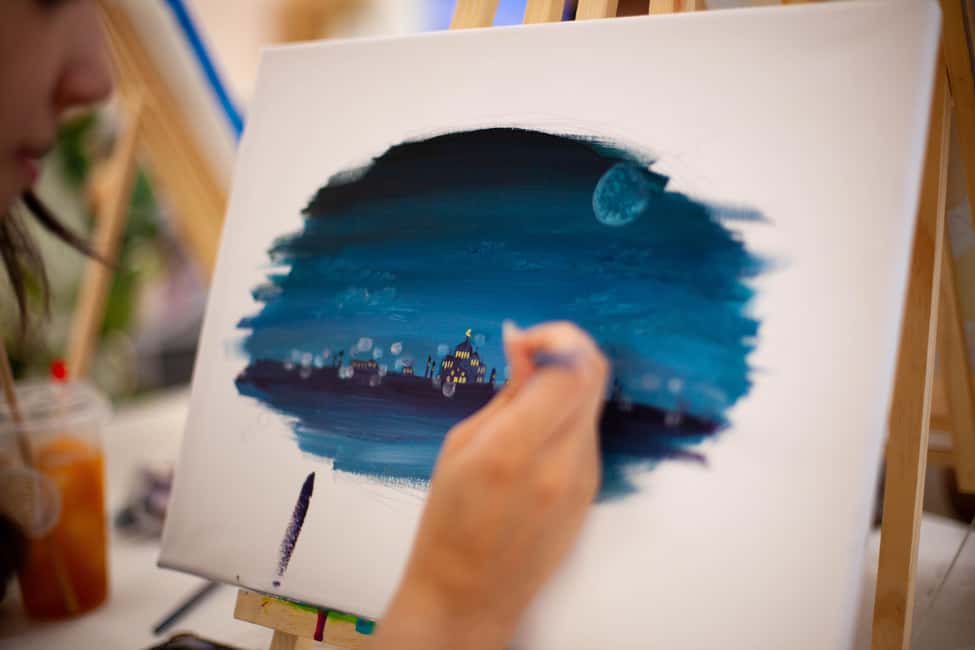 Paris : Painting experience in an art cafe - Key reasons this Paris art cafe works