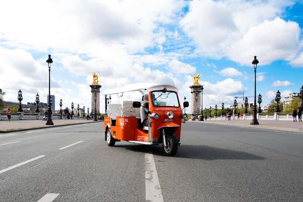 Paris: Private City Highlight Tour by Electric Tuk-Tuk - Notre-Dame and Saint-Michel to close the loop