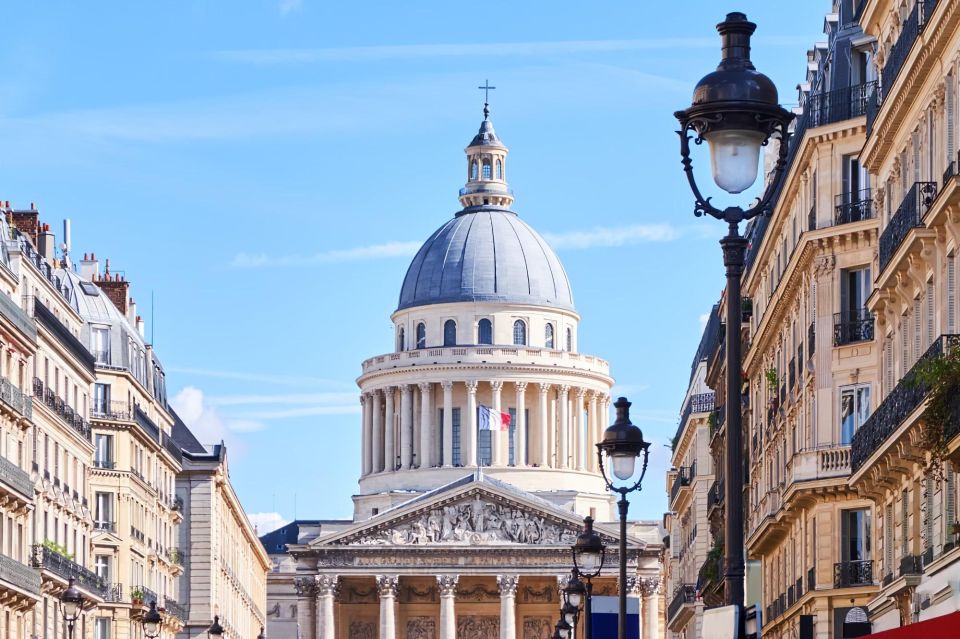 Paris: Private City Sightseeing Tour with Driver - Musée stops versus ticket time: plan your priorities