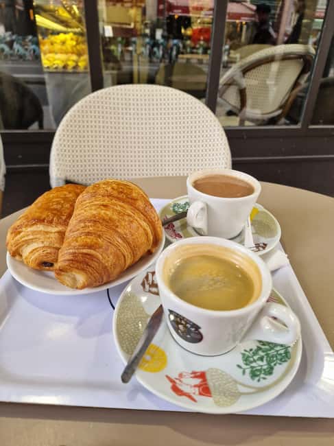 Paris: Private Fashion Tour (Chanel, Dior, Sex & the City) - The café break: coffee, pastry, and style talk