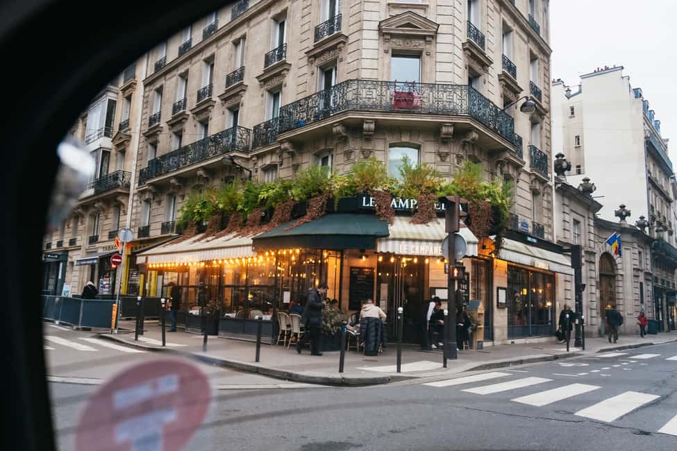 Paris: Private Guided City Tour in a Traction Avant or DS 21 - Place de la Concorde to the Champs-Élysées: Seeing Paris’s Grand Axis