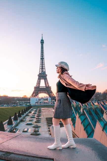 Paris: Private Photoshoot Near the Eiffel Tower - Key Highlights at a Glance