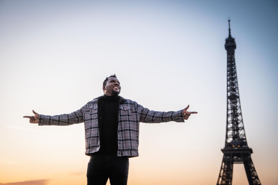 Paris: Private Photoshoot Near the Eiffel Tower - Price and Value: Is $84 a Good Deal for Paris?