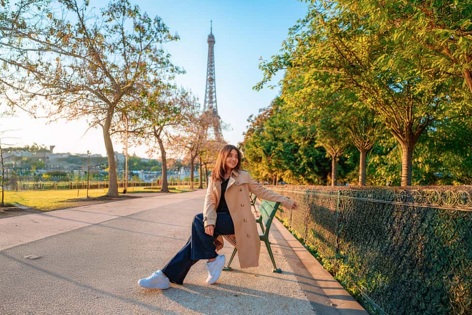 Paris: Professional Photoshoot with the Eiffel Tower - Why an Eiffel Tower Shoot Beats a DIY Walkby
