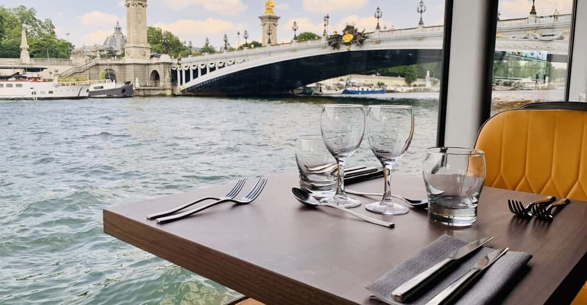 Paris: River Seine Cruise with 3-Course Lunch - Key things to know before you go