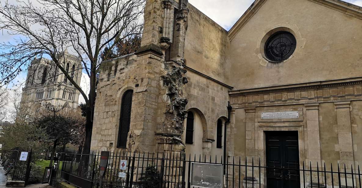 Paris: Romantic Piano Concert at Saint-Julien-le-Pauvre - Saint-Julien-le-Pauvre: why this church changes the concert feel