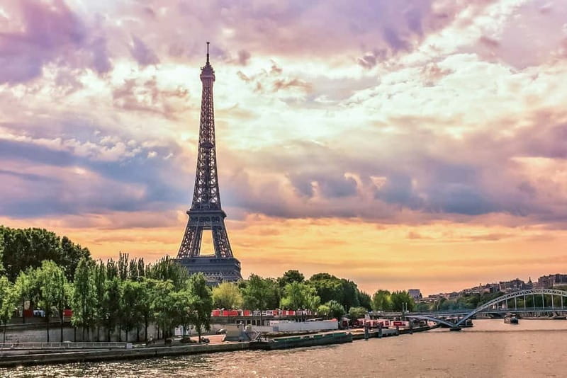 Paris: Seine Cruise & Crepe Tasting near the Eiffel Tower - Meeting at Bateaux Parisiens (Pontoon 03) without drama