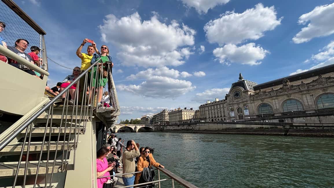 Paris: Seine River Cruise and 3-course Bistro Lunch - Your Cruise Route: What You’ll See at Invalides, Orsay, Île de la Cité, and More