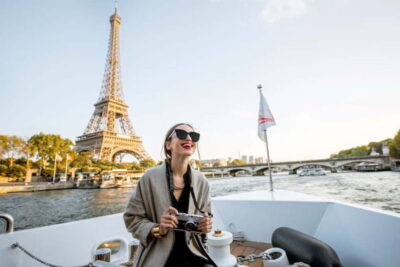Paris: Seine River Cruise with a Live Guide - Getting to Port de Suffren near the Eiffel Tower (and actually finding the dock)