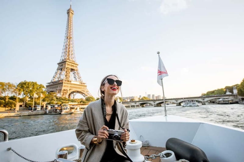 Paris: Seine River Cruise with a Live Guide - Getting to Port de Suffren near the Eiffel Tower (and actually finding the dock)