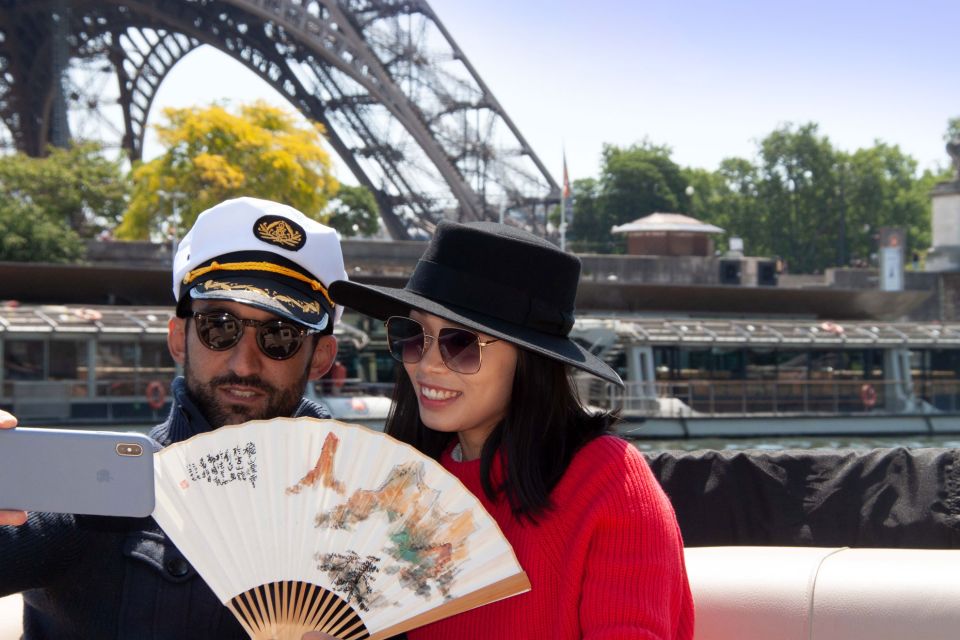 Paris: Seine River Private Guided Pontoon Boat Cruise - Price and value: $577 for up to 6 is less crazy than it sounds