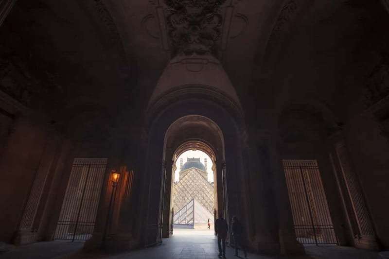 Paris: Skip-the-Line Louvre Highlights Tour with Mona Lisa - The Logistics That Can Affect Your Experience