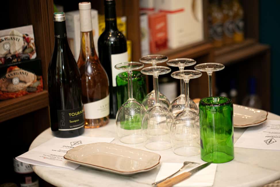 Paris: Tasting of 3 Wine and 3 Cheese - Key things to know before you go