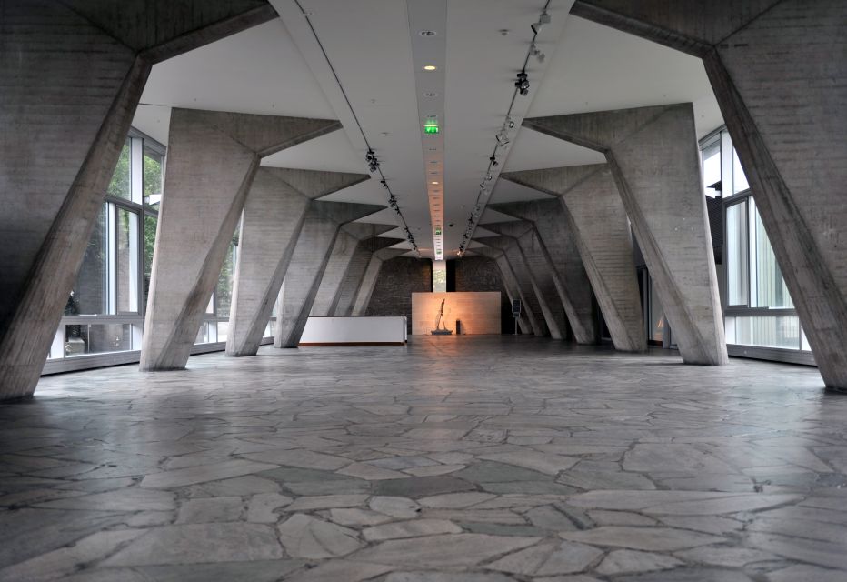 Paris: UNESCO Headquarters Tour - UNESCO Headquarters in Paris: More than a desk job
