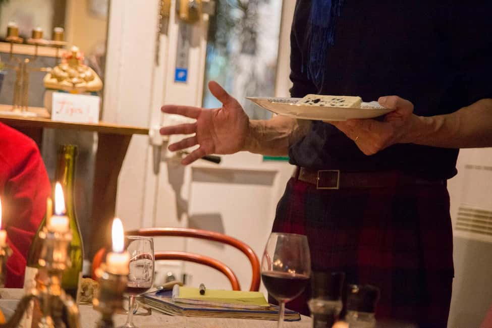 Paris: Wine and Cheese Tasting with a Chef Sommelier - French food etiquette: small rules that change your whole meal