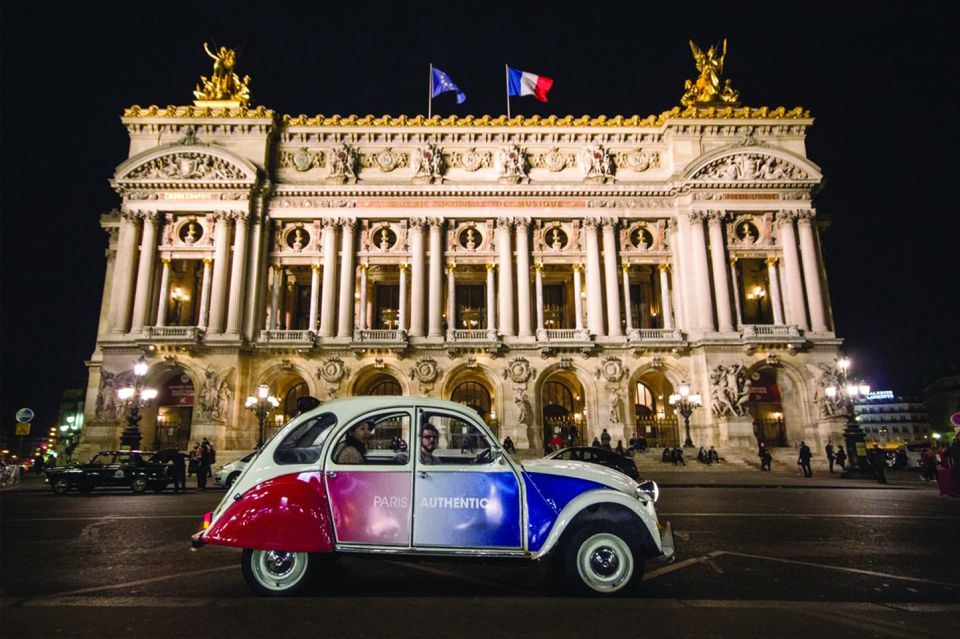 Private tour of Paris by Night with Champagne - Paris at night from the driver’s seat in a Citroen 2CV